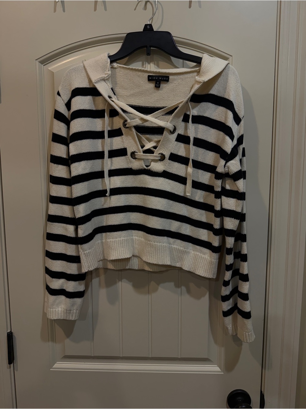Lace-Up Striped Hoodie Sweater - Black & Cream